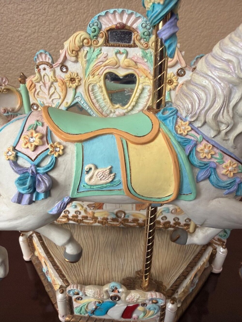 1998 Willitts Ann Dezendorf Carousel Memories Swan Jumper Music Box LE Tested - Picture 14 of 17
